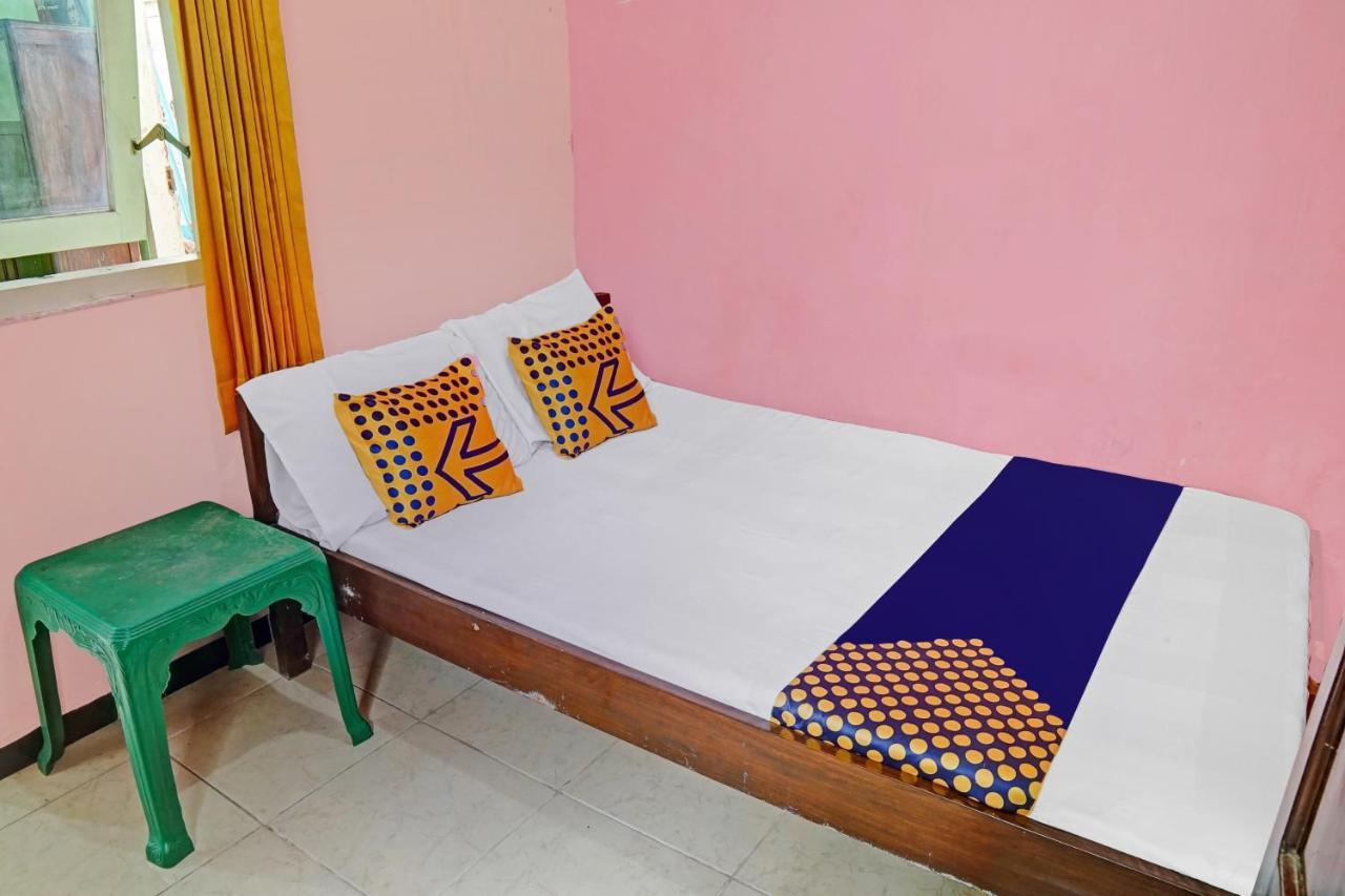 Oyo 90729 Sekar Guest House Jembel Eksteriør billede